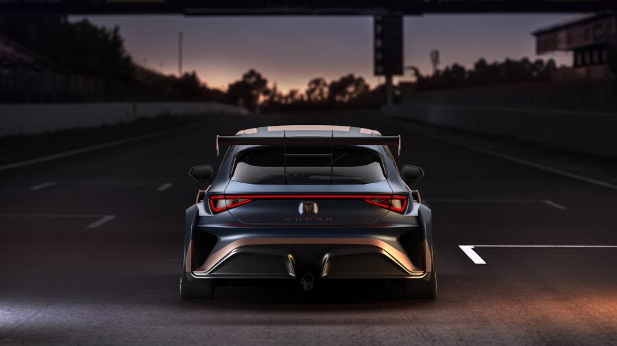 Cupra Leon Competition 2020 года  (фото 4 из 10)